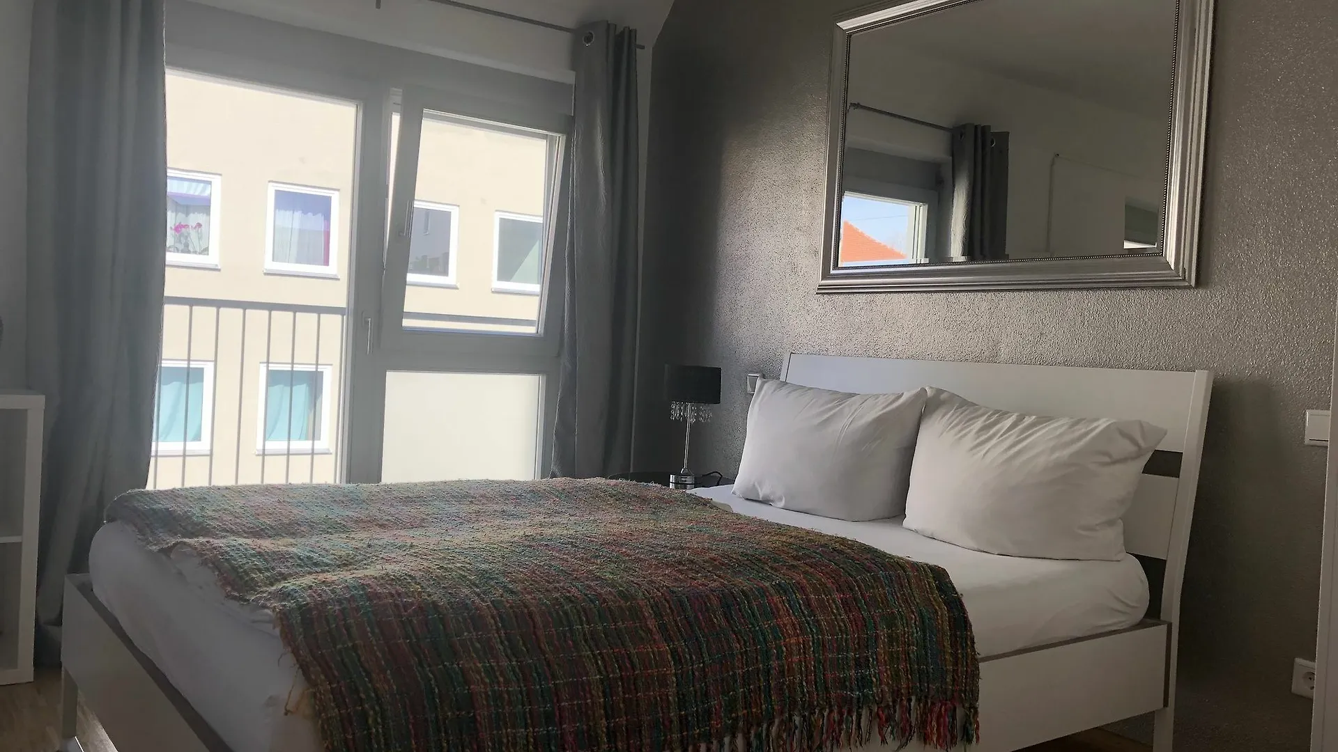 Boardinghouse Sunny Apartment Munich
